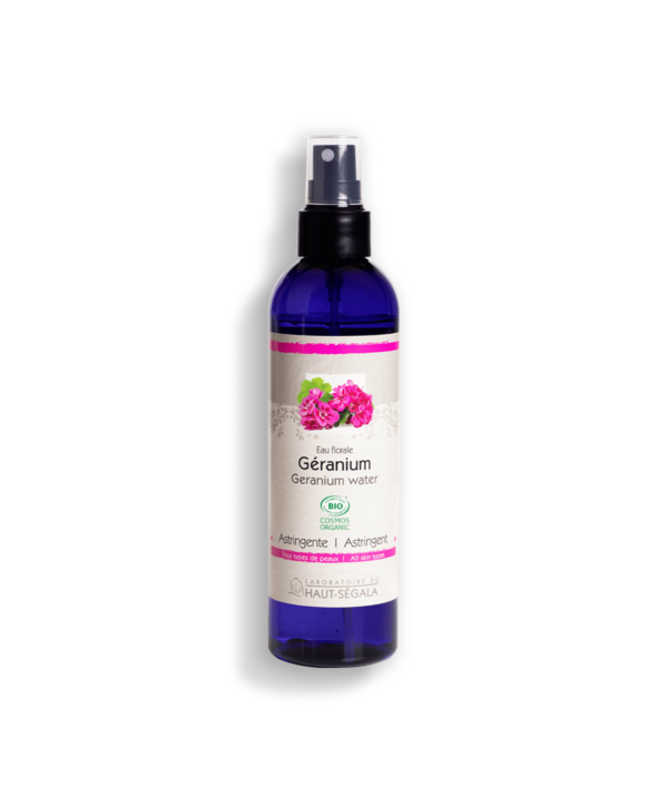 Packshot produit eau florale de géranium