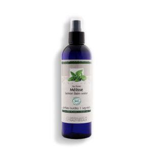 Packshot produit eau florale de mélisse