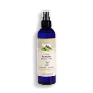 Packshot produit eau florale de bambou